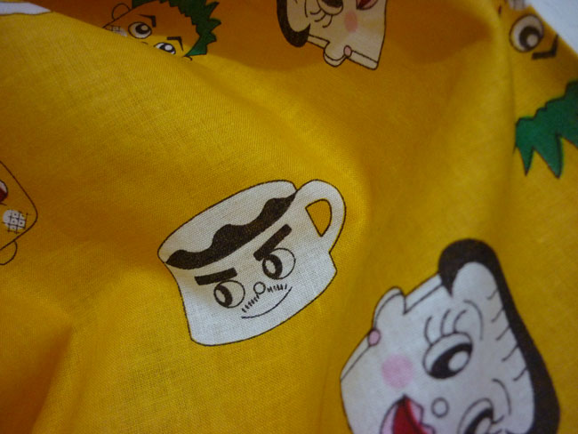 ผ้าเช็ดหน้าการ์ตูน ผืนใหญ่มาก โพกหัวได้เลย น่ารักค่ะ