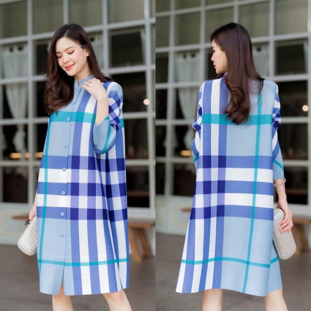 เดรสพลีท อัดพลีท 100% เนื้อเดียวกับงาน Brand งานเกาหลีแท้ 👍🏻 สินค้าคุณภาพ (พร้อมส่ง)