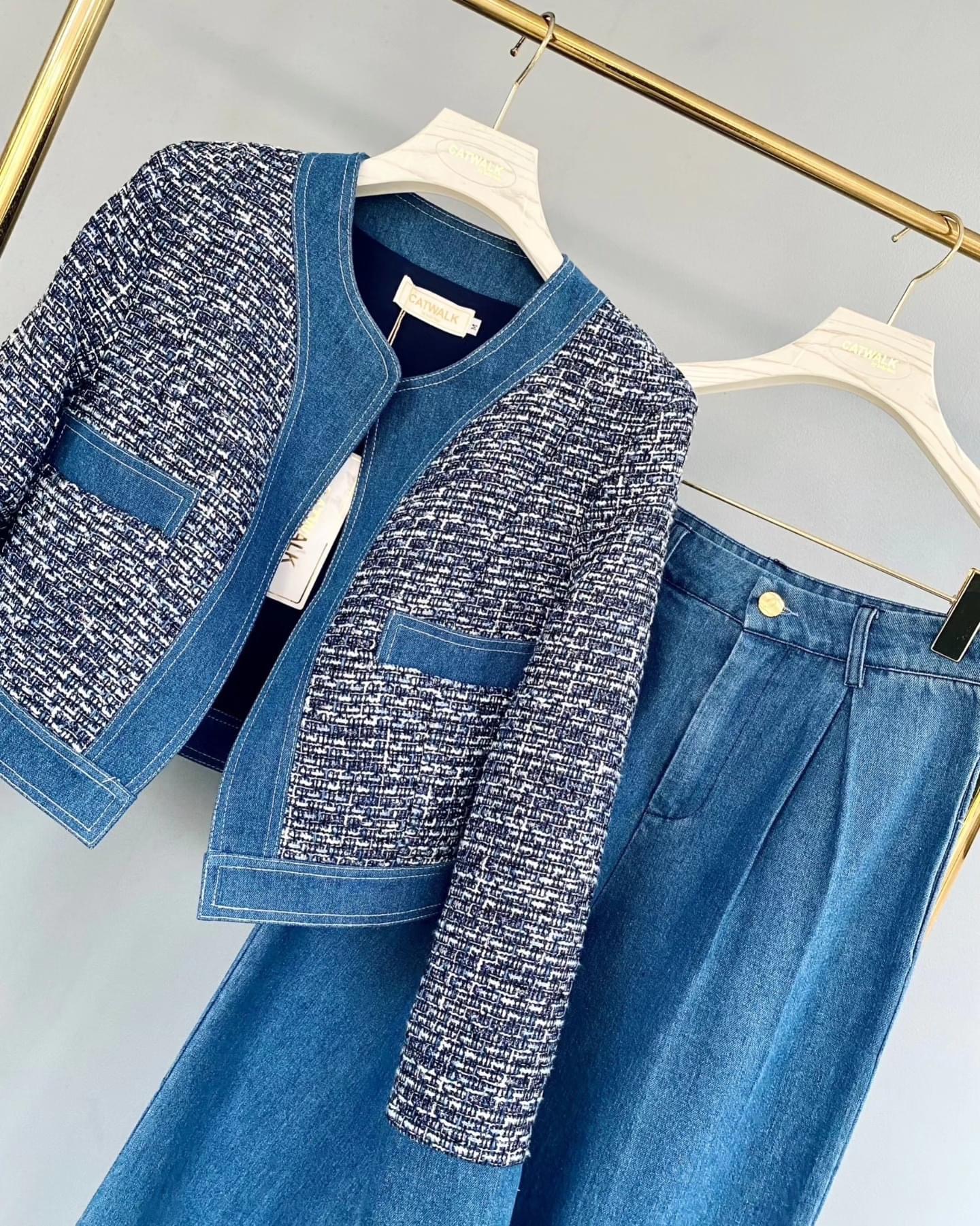 กับเซตแจ็คเก็ต ทวิตแต่งขอบยีนส์+กางเกงขายาวทรงสวย ใส่สบาย สินค้าคุณภาพ (พร้อมส่ง)