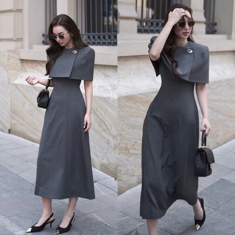 เซต2ชิ้น สีเทา เดรสยาวแขนกุด อกเย็บเสริมฟองน้ำให้ทรงสวย และดีไซน์ (งานซิปหลัง) มาพร้อมเสื้อคลุมไหล่ดีไซน์สวยอกเย็บติดอะไหล่เงิน สวยหรู (มีซิปหลัง)เย็บซับในอย่างดี ใส่สบาย : สินค้าคุณภาพ (พร้อมส่ง)