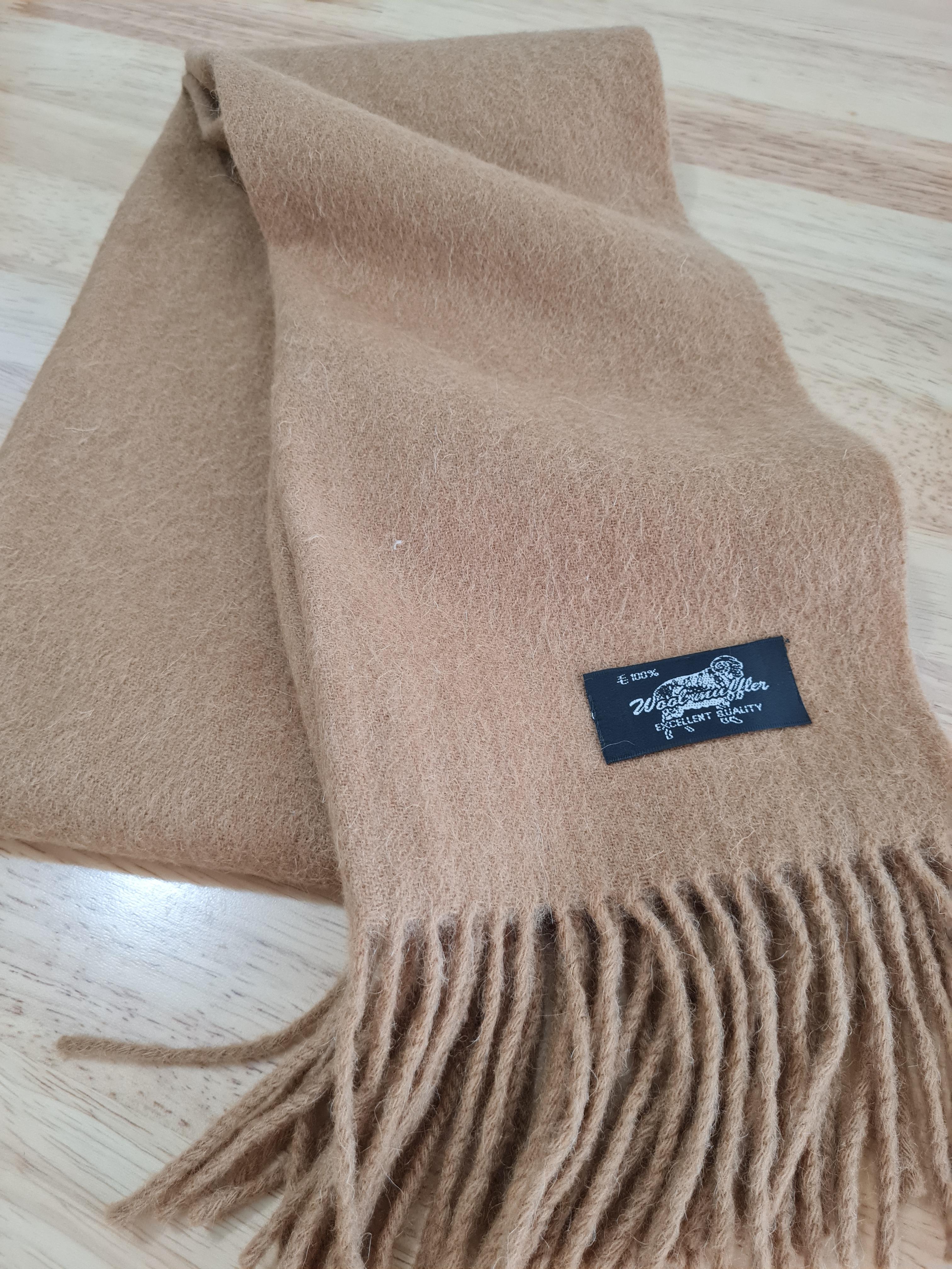ผ้าพันคอ 100% wool สีน้ำตาลสวย (ของใหม่)