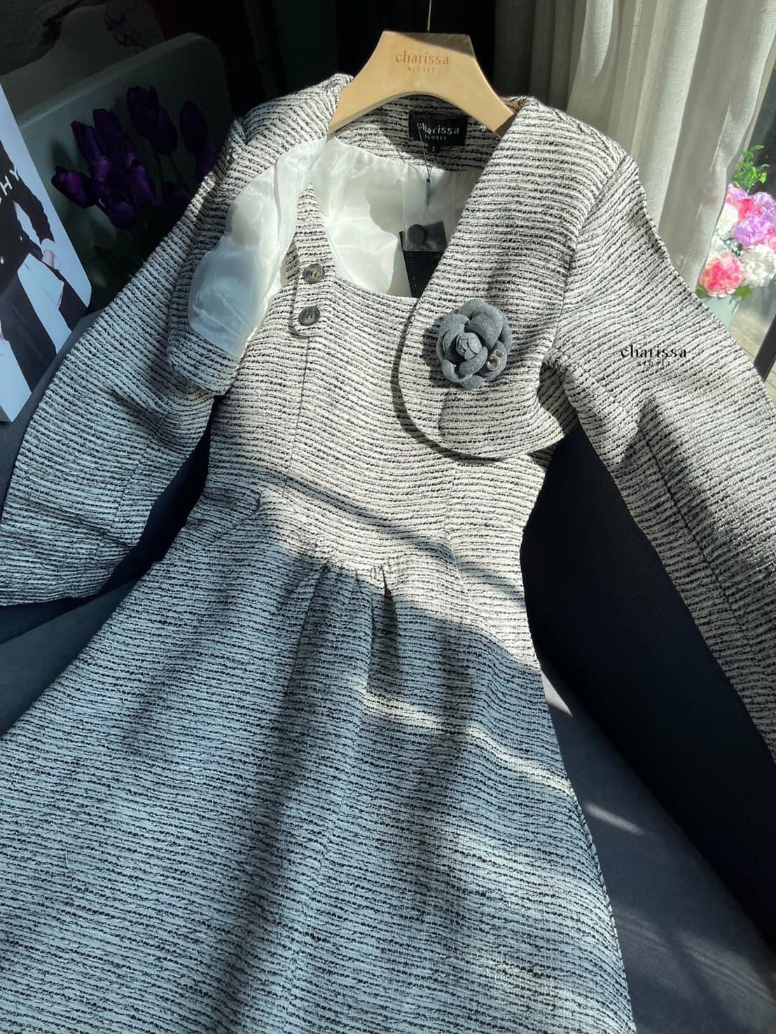 ชุดเซ็ท 3 ชิ้น เดรสยาว+เสื้อครอป+เข็มกลัดดอกไม้ ใส่สบาย : สินค้าคุณภาพ (พร้อมส่ง)