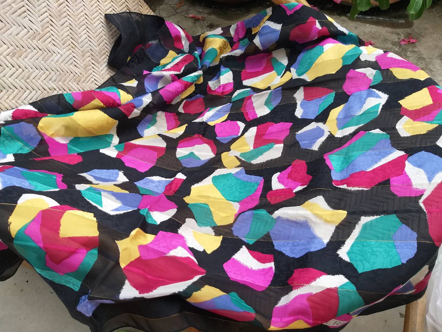 ผ้าคลุมไหล่ 100% Silk PIERRE BALMAIN