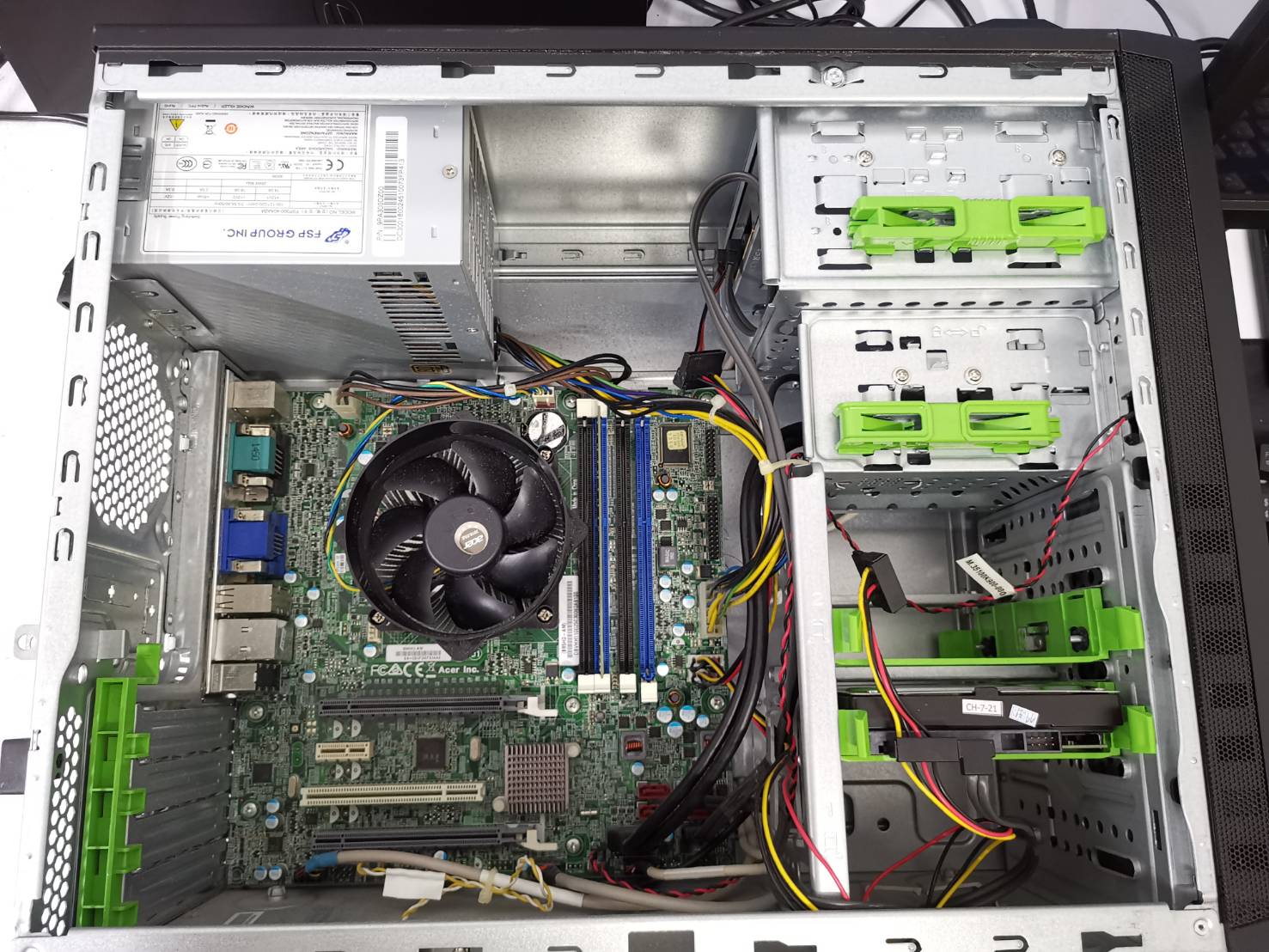 (8,500)คอมทำงาน ครบชุด Intel I5 Gen4 Ram4gb HDD500GB จอขนาดใหญ่ 22 นิ้ว เคสใหญ่ แข็งแรง