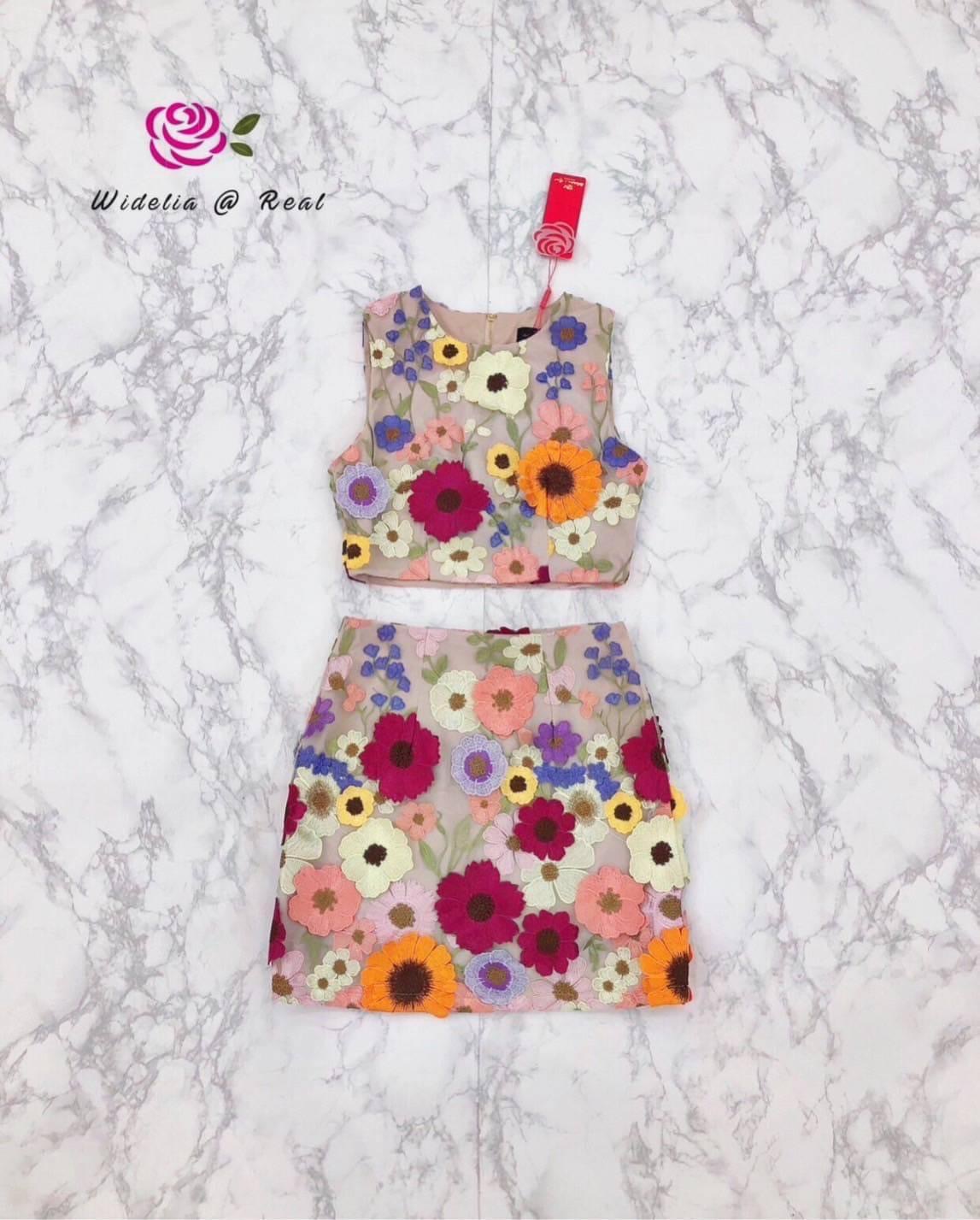 Set :: เซ็ทเสื้อแขนกุดตัวสั้นทรงสวยสุดเฟียส ซิปหลัง แพทเทิ้ลสวยเป๊ะ มาเข้าชุดกับกระโปรงตัวสั้นทรงสวย มีชับในเป็นกางเกงใส่ไปไม่โป๊ะ ใส่สบาย สินค้าคุณภาพ (พร้อมส่ง)