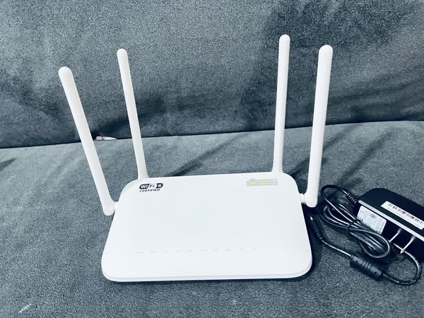 Router Fiberhome WIFI6 AX1800 มือสองขาวทุกตัว