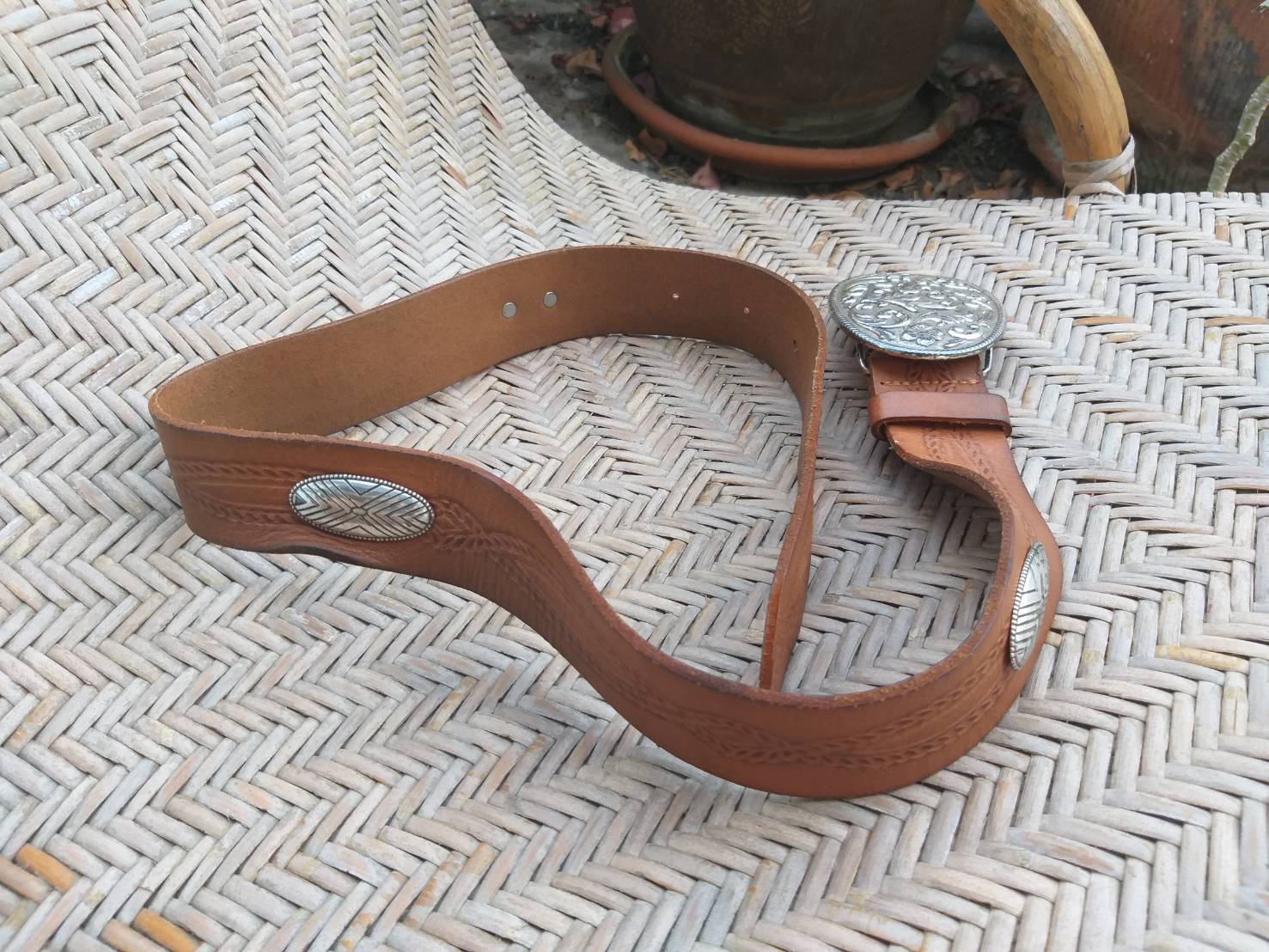 เข็มขัดหนังแท้ หัวโลหะ สวยมาก