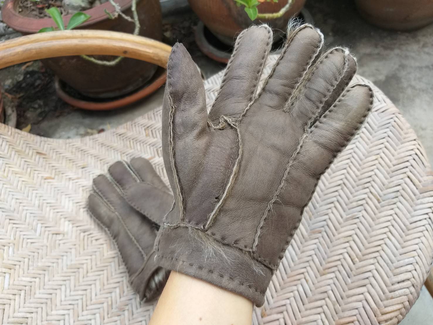 ถุงมือหนังบุขนหนา อุ่นถึงติดลบ