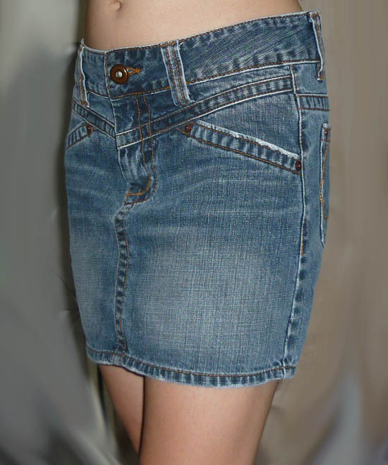 #2กระโปรงยีนส์ฟอกแบรนด์ t+bc 31-36-13.5