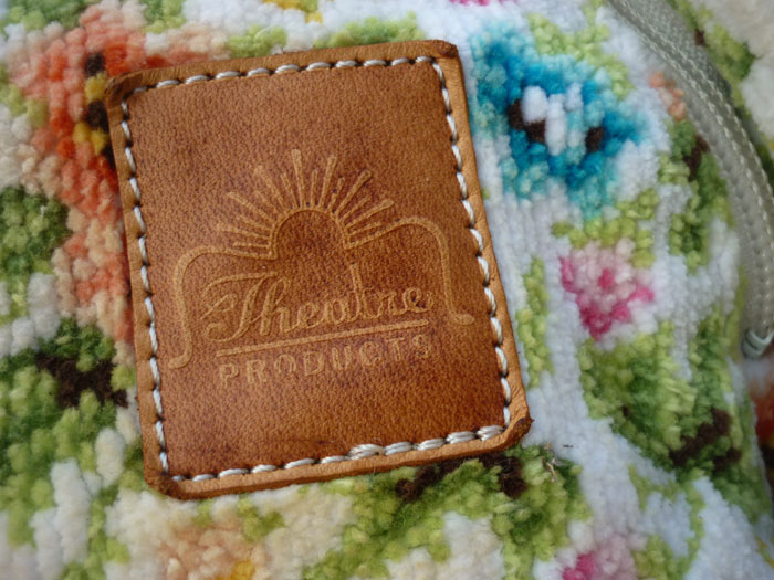 กระเป๋าเป้ผ้าลูกฟูกหนา สวยมาก (ของใหม่)