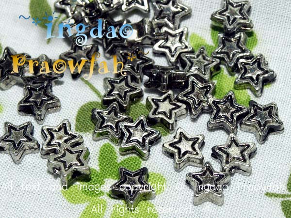 7305 ลูกปัดอะครีลิกเคลือบสีเงินรมดำลายดาว ขนาด 6 มิล.