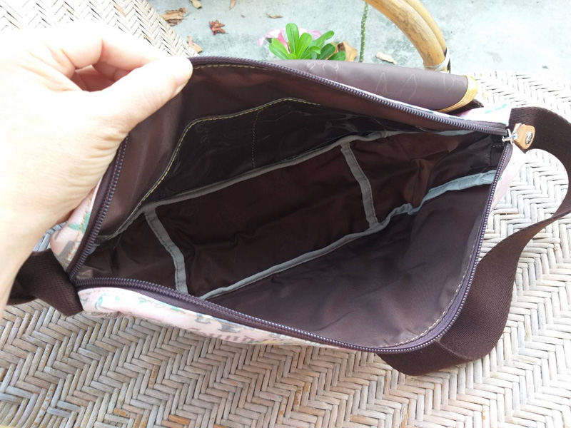 กระเป๋าสะพาย CRYSTAL BALL made in japan แท้ (ของใหม่)