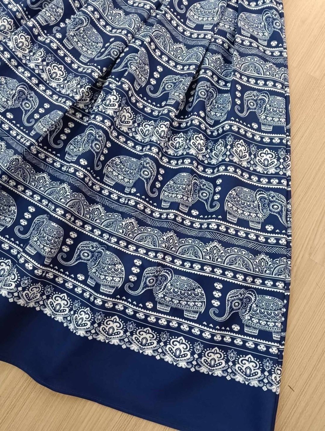 Set เสื้อมีซับใน มาพร้อมผ้าถุงสำเร็จลายช้างไทย อัดกาวทั้งเซต ใส่สบาย : สินค้าคุณภาพ (พร้อมส่ง)