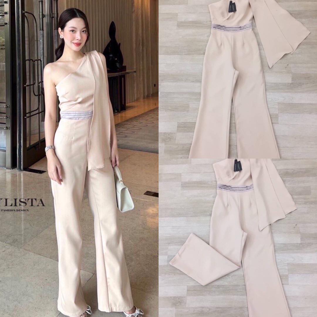 จั้มสูทไหล่เฉียง มีสะไบด้านข้าง ทรงพอดีตัว ใส่สวยเรียบหรูมาก สินค้าคุณภาพ (พร้อมส่ง)