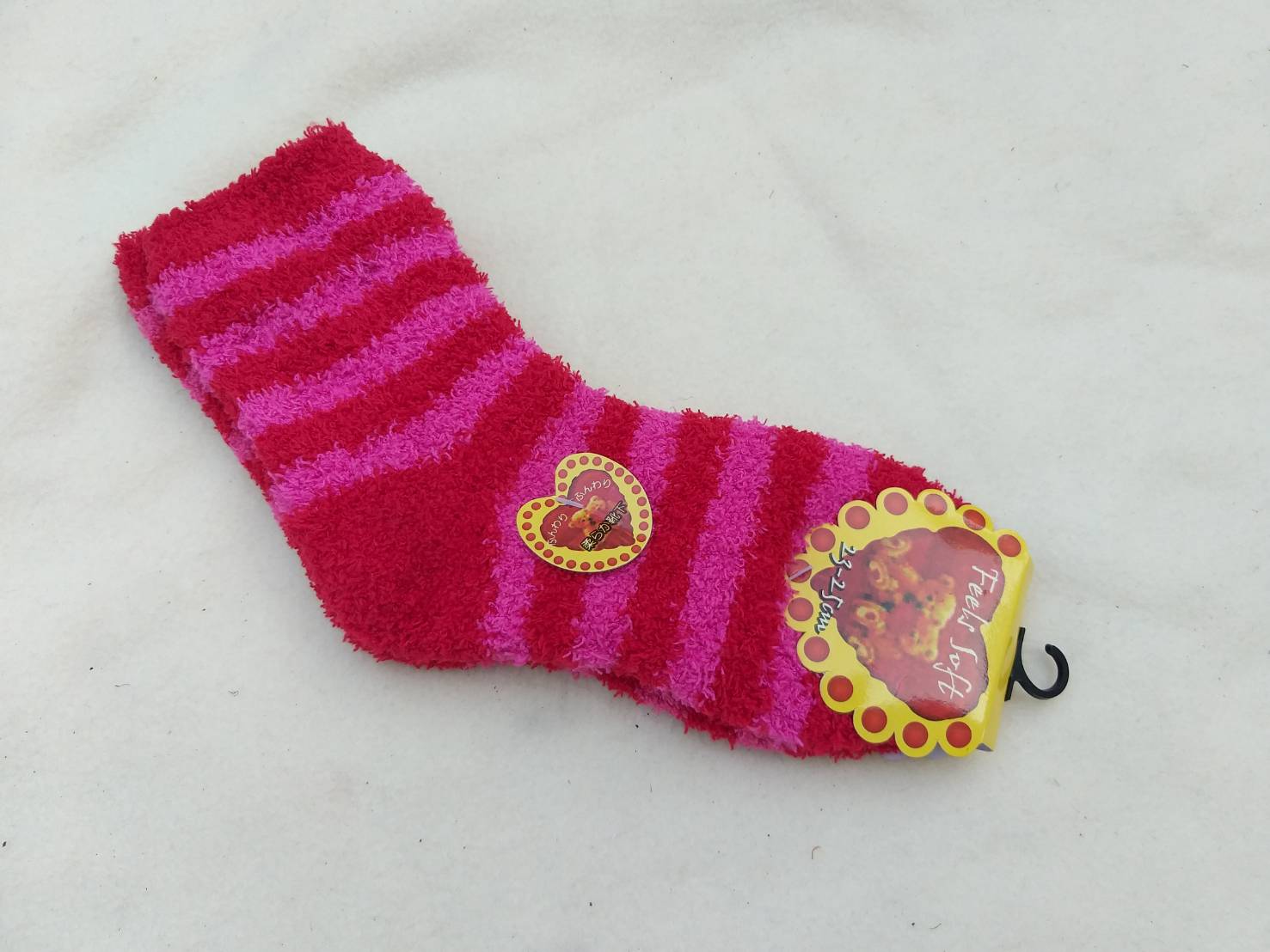 ถุงเท้าขนปุย นุ่มอุ่นมาก สีสวยยยย