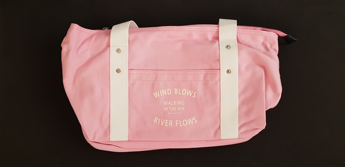 กระเป๋าสะพายผ้าแคสวาส เสียบกระเป๋าเดินทางได้ มีช่องใส่สองชั้นบน-ล่าง กระเป๋าเล็กแยก เหมาะมากสำหรับเดินทาง ท่องเที่ยว มี 7 สีให้เลือก