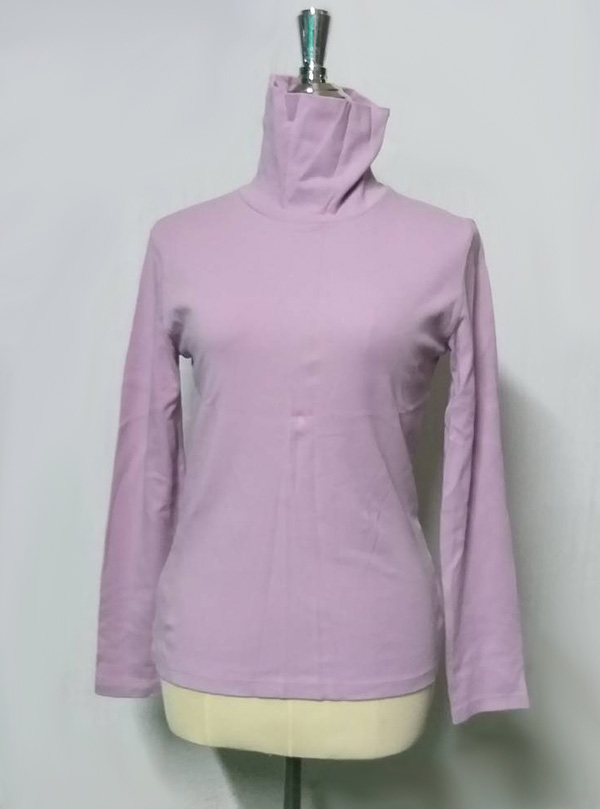 เสื้อคอเต่า Uniqlo SzM-L ผ้าดีมาก (ของใหม่)