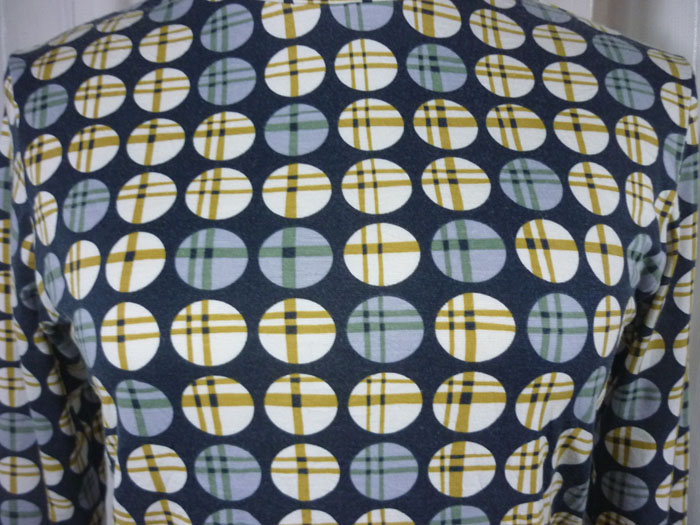 เสื้อฮีทเทคหญิง Uniqlo heattech รุ่น Orla Kiely Sz S