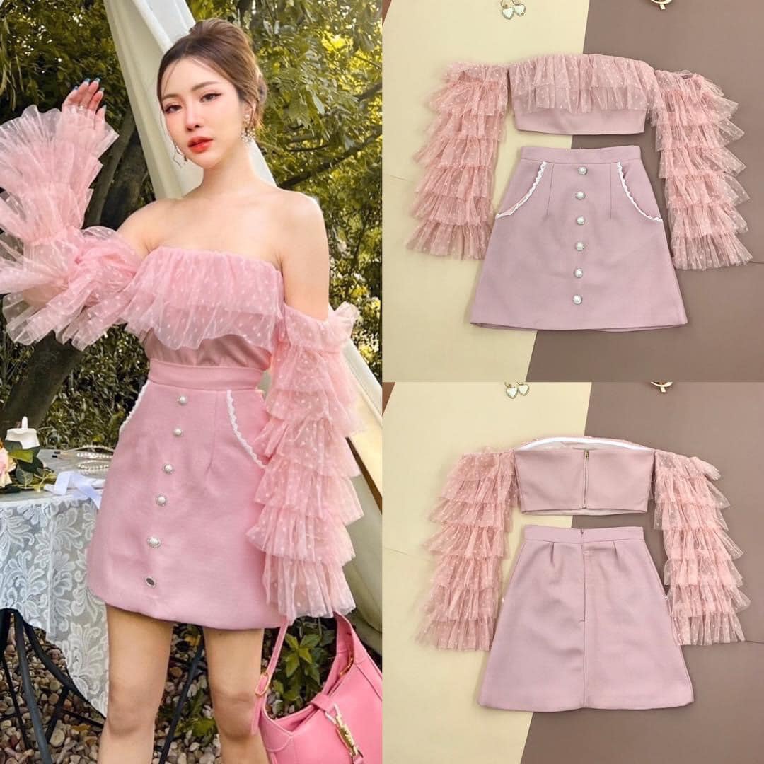 ชุดเกาะอก พร้อมกระโปรงสั้น ทรงสวย ใส่สบาย สินค้าคุณภาพ (พร้อมส่ง)