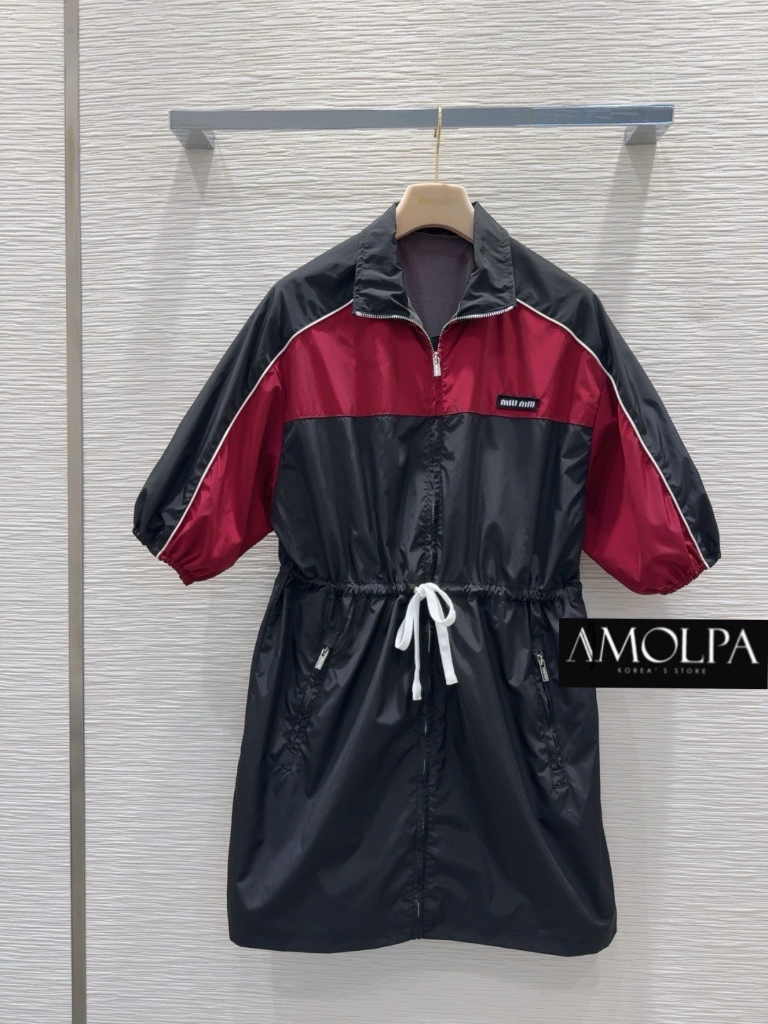 DRESS MIU MIU งานสวยยยเก๋ม๊ากกก หนานุ่มเย็นสบาย ใส่สบาย ใส่ทำงาน ใส่เดินเที่ยว เดินเล่นห้าง เหมาะทุกโอกาส ใส่สบาย : สินค้าคุณภาพ (พร้อมส่ง)