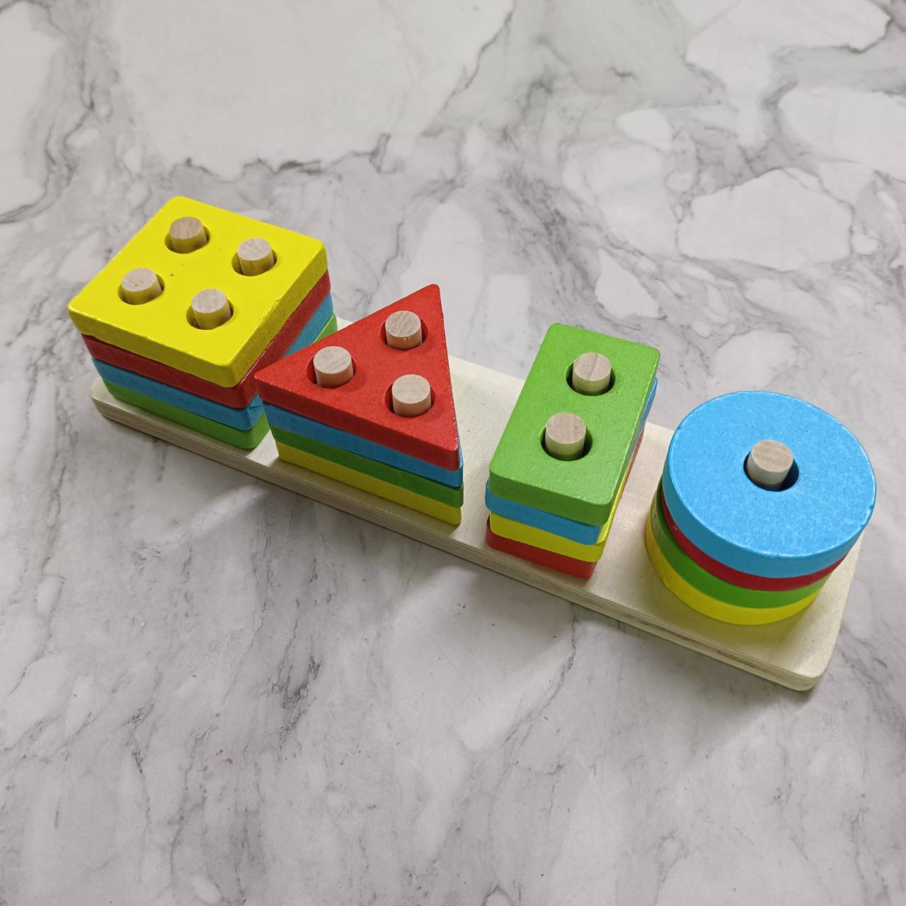 ของเล่นไม้เสริมพัฒนาการ สวมหลักบล็อครูปทรงเรขา