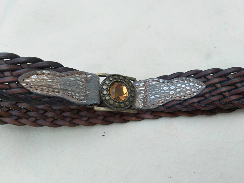 เข็มขัดหนังแท้สานขัด แต่งคริสตัลแนวอินดี้