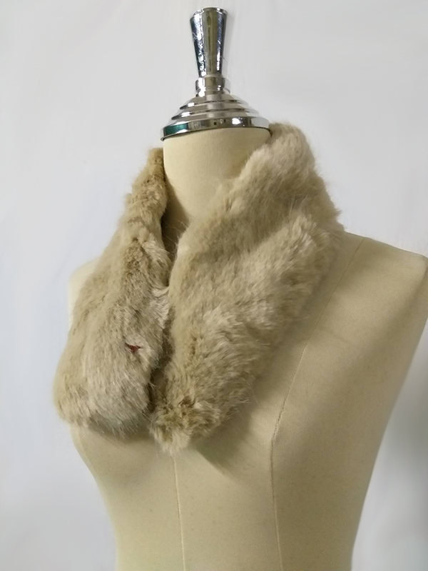 ผ้าพันคอ แต่งโค้ท เฟอร์แท้ ขนอวบแน่นๆ