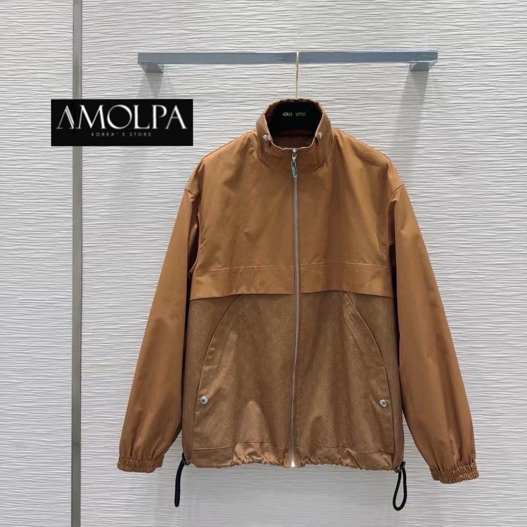 JACKET LV งาน hiend งานผ้าอย่างดี หนานุ่ม เหมือนช๊อปเด๊ะ งานอย่างดี การันตรี แมทซ์กับอะไรก็ลงตัว งานคุณภาพการันตรี ใส่สบาย : สินค้าคุณภาพ (พร้อมส่ง)