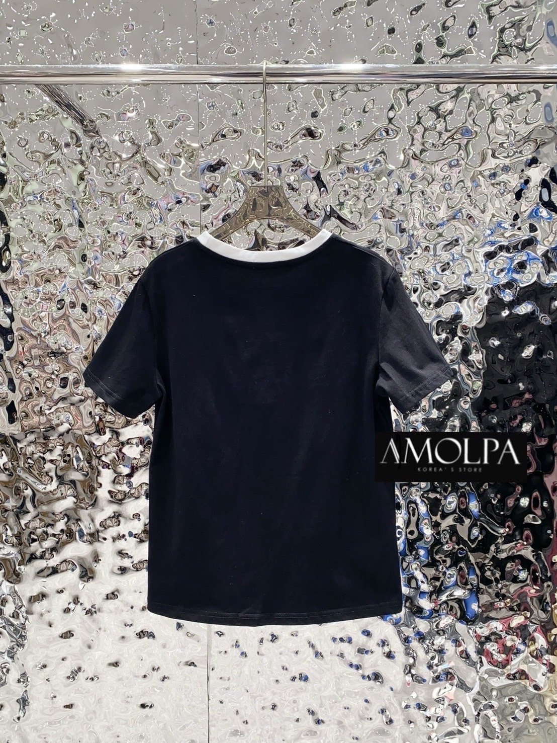 เสื้อยืด CELINE สวยเด่น ลายใหม่ชนช๊อปป สวยม๊ากกกกก เนื้อผ้าดีมากๆค่ะ ผ้าเย็นๆ ใส่สบาย : สินค้าคุณภาพ (พร้อมส่ง)