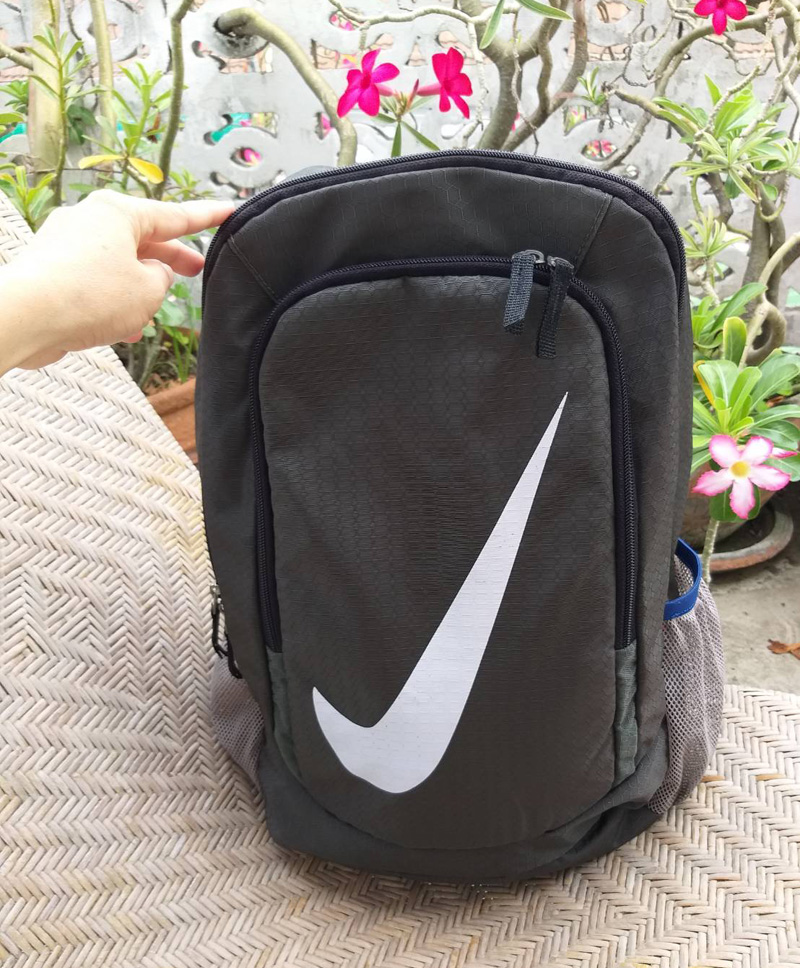 กระเป๋าเป้ NIKE มีช่องใส่โน๊ตบุ๊ค