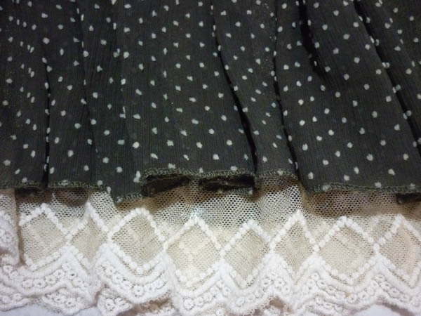 กระโปรงผ้าชีฟอง ดีไซน์ 2 ชั้นลูกไม้ สวยมากตัวนี้ ไซด์ S