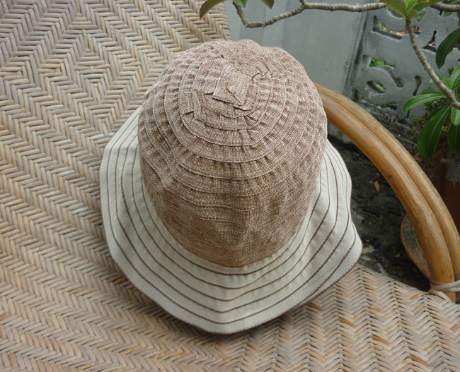 หมวกปีกกว้าง เก๋แบบคุณนาย สีสวย