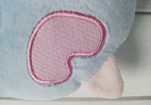 หมอนหลุมเด็กอ่อน หมูน้อยนุ่มนิ่ม ปักผ้าคละสี