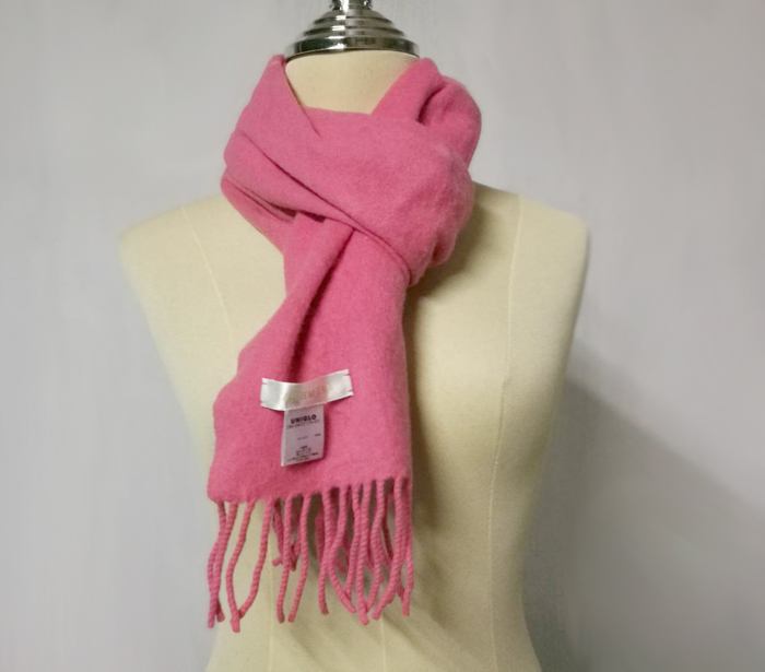 ผ้าพันคอ Uniqlo 100% cashmere โครตนุ่ม สีสวยมาก