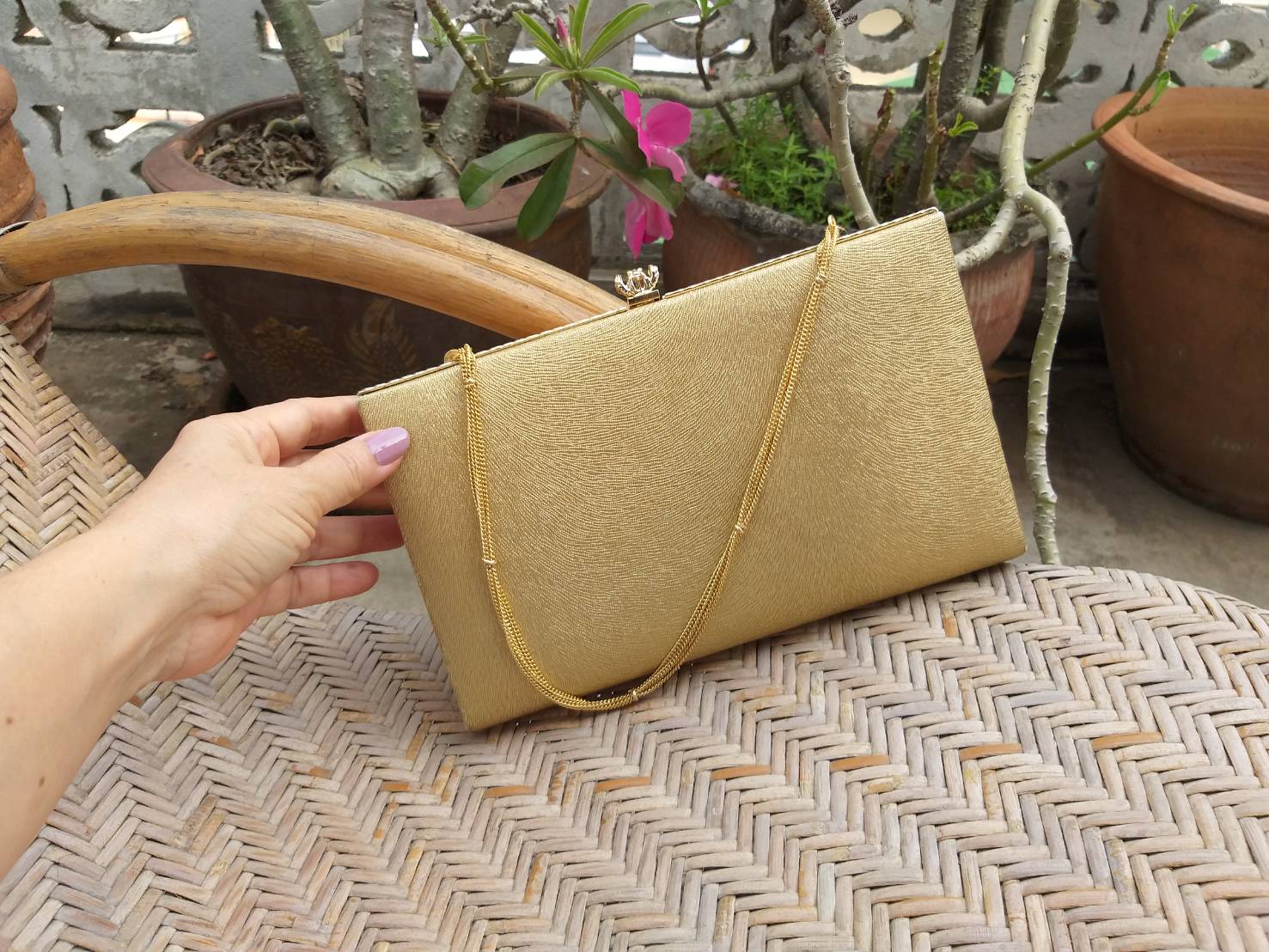 กระเป๋าหรูออกงาน ผ้าดิ้นทอง สวยมากกกก