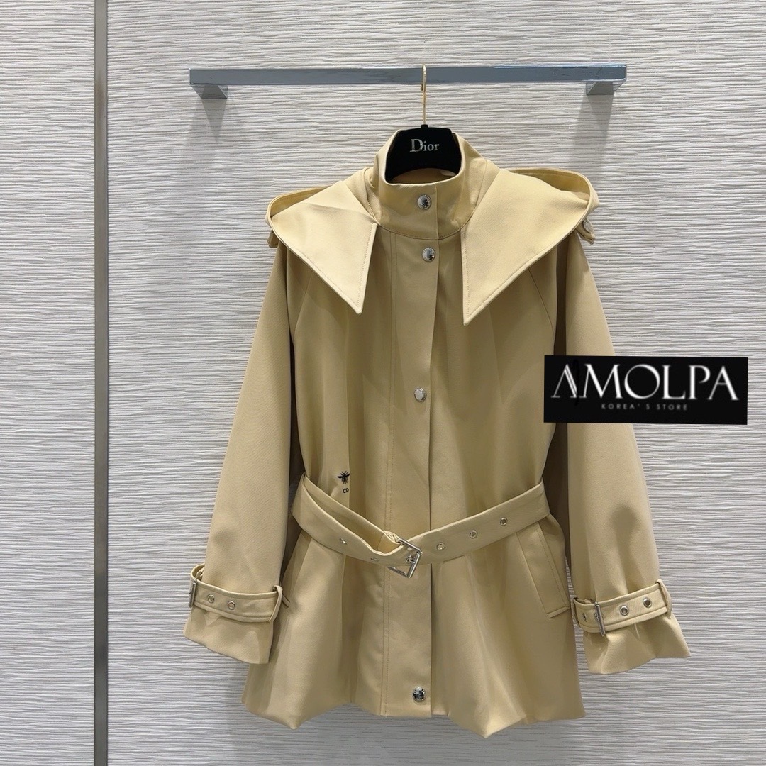 โค้ช CD งาน hiend 1 : 1 เลยน้า งานสวยสุด ปัง.... รุ่นนี้งานนดีมากค่ะ พรีเมียมมม ด้านในเป็นบุนวมมม ห้ามพลาดน้า !! ใส่สบาย : สินค้าคุณภาพ (พร้อมส่ง)