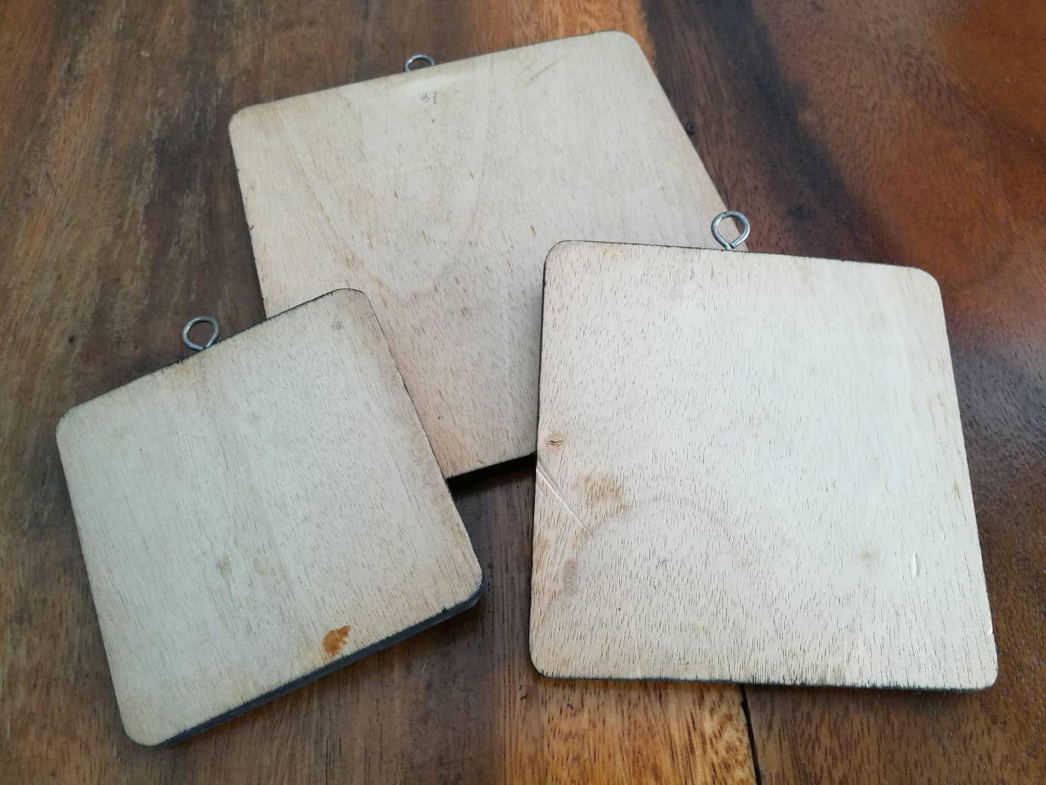 แผ่นไม้รองหม้อ ชาม แก้วร้อนๆ