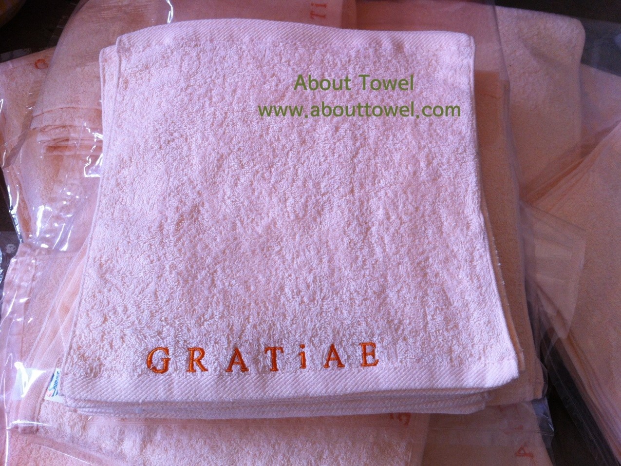 สั่งทำผ้าขนหนูแจกปักgratiae