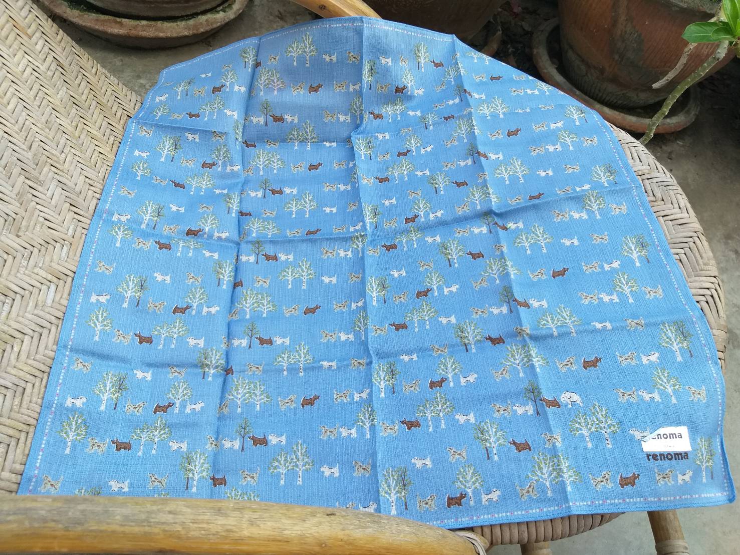 ผ้าเช็ดหน้า renoma ลายน้องหมา ผ้าเก๋มาก