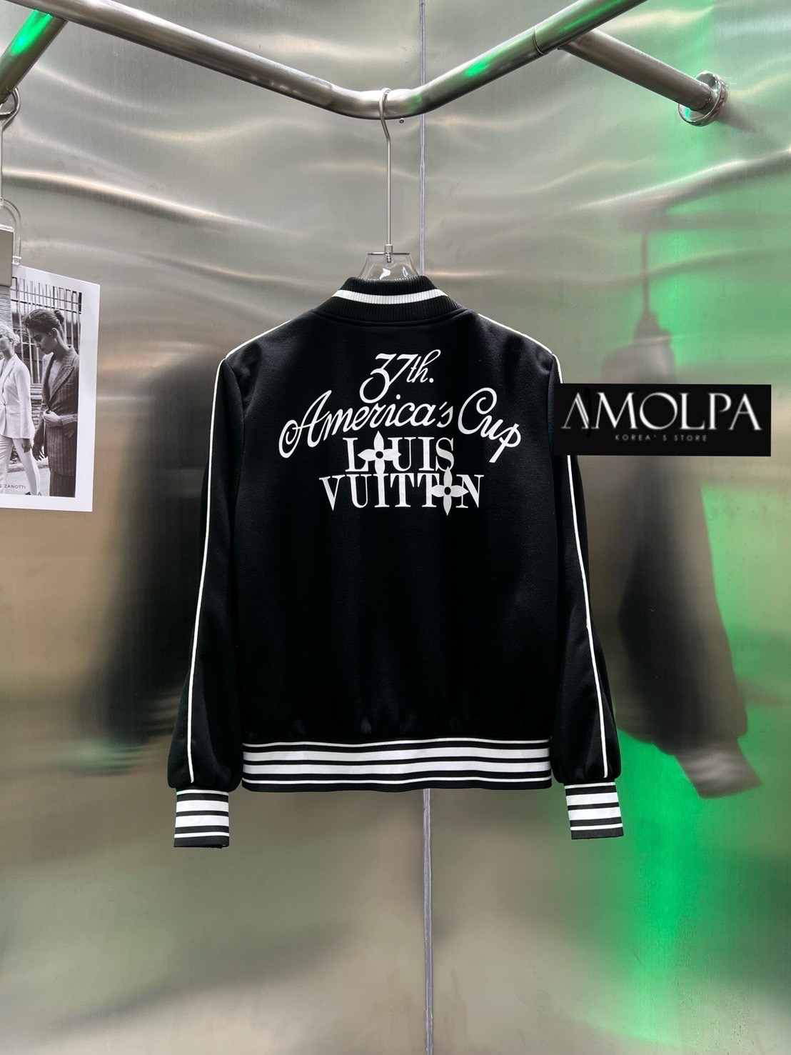 SET LV งาน hiend !! พิเศษสุดดดๆ!!! เซตหนานุ่ม งานมีน้ำหนัก เนื้อผ้าเนื้อแน่นไฮเอนสุดๆ สวยหรูดูแพง สมมง สมฐานะสุดๆ มาพร้อมกางเกงขายาว ใส่สบาย : สินค้าคุณภาพ (พร้อมส่ง)