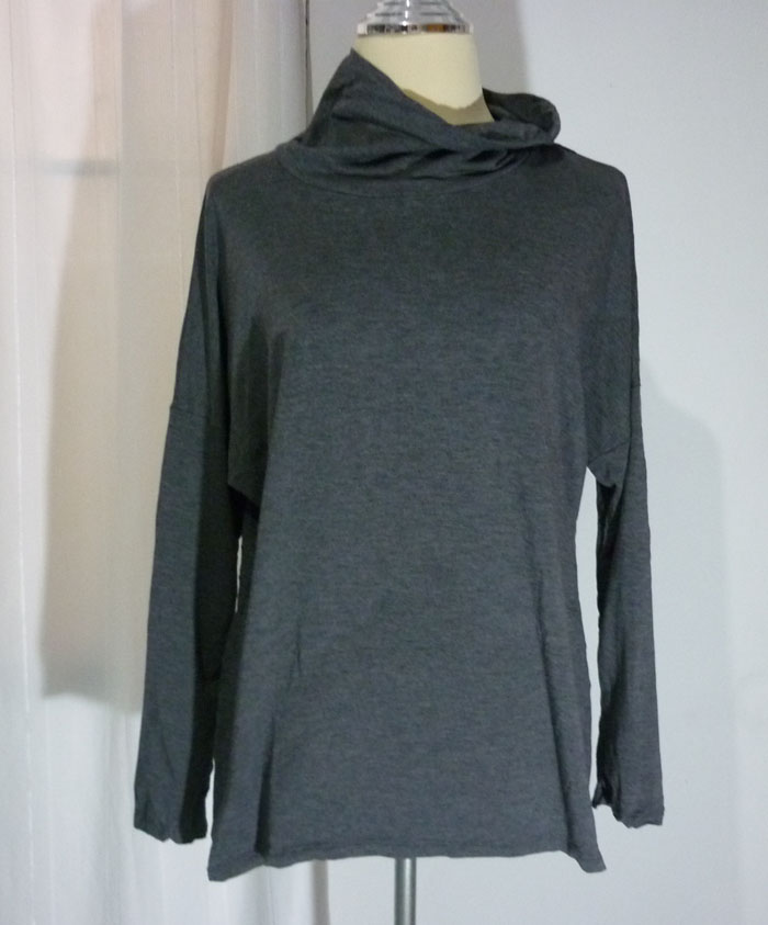 เสื้อฮีทเทคหญิง อ้วนพิเศษ Uniqlo EXTRA WARM Sz XL