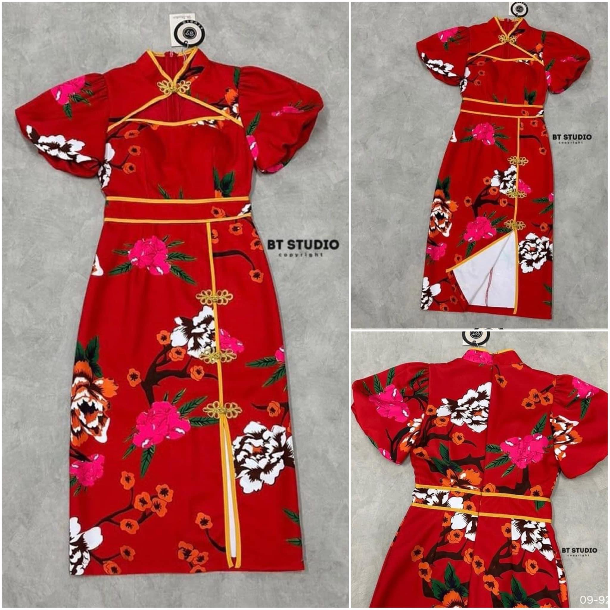 เดรสกี่เพ้าคอจีนเว้าบนเนินอกเล็ก น้อย แต่งแขนสั้นพองๆ นิสแต่งกุ้นขอบและ กระดุมจีนสีทองผ่าหน้า ใส่สบาย สินค้าคุณภาพ (พร้อมส่ง)