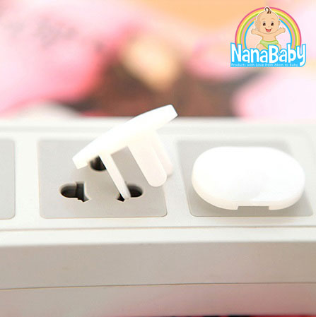 ที่อุดรูปลั๊กไฟ กันไฟดูดเด็ก แบบเฉียง 3 รูขา Nana Baby Electric Shock Safety Socket Protective Cover
