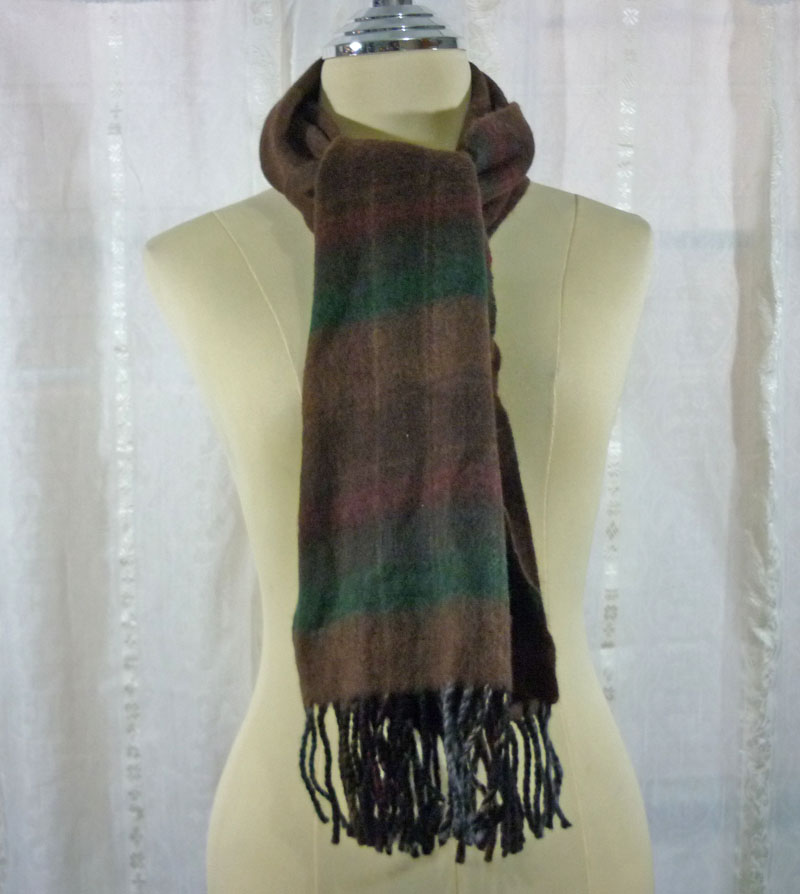 ผ้าพันคอ 100% wool -10 เอาอยู่ สวยมาก /ของใหม่/