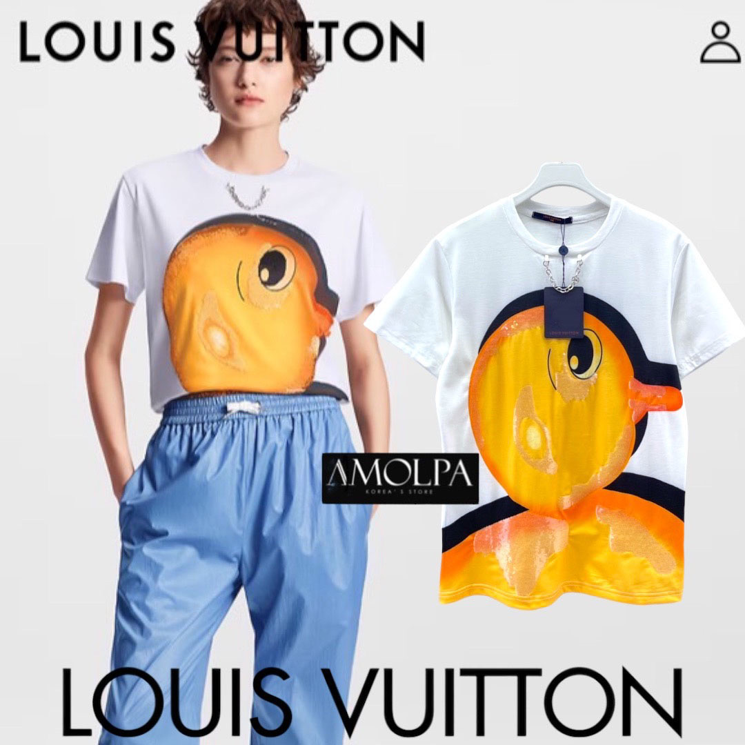 เสื้อยืด LV. สร้อยห้อยที่คอ น้องดั๊กติด เลื่อม สวยเด่น ลายใหม่ชนช๊อปป ใส่สบาย : สินค้าคุณภาพ (พร้อมส่ง)