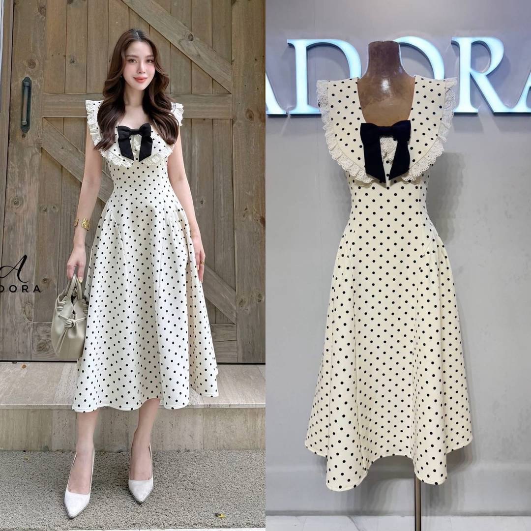 มินิเดรสทรงเอบานสวิง ดีไซน์ คอบัวแต่งอะไหล่โบว์ แขนกุด ตัวเดรสเย็บจีบจีบด้านข้างทั้งสองข้าง ใส่สบาย : สินค้าคุณภาพ (พร้อมส่ง)