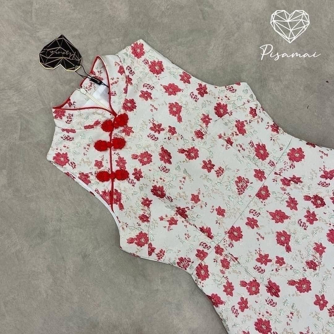 เดรสกี่เพ้าผ้าทอนูนตัวยาวสีชมพู ราชนิกูลมากๆค่ารุ่นนี้ ใส่รับอั่งเป่ากันสวยๆเลยค่า ใส่สบาย : สินค้าคุณภาพ (พร้อมส่ง)