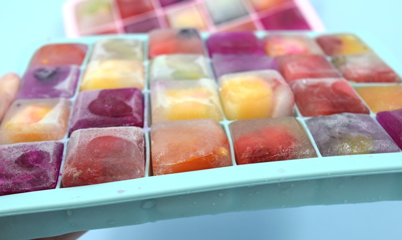 ที่ทำน้ำแข็ง ฟรีซอาหารเด็ก ซิลิโคนฟรีซเก็บอาหารเด็กอ่อน มีฝาปิด NanaBaby