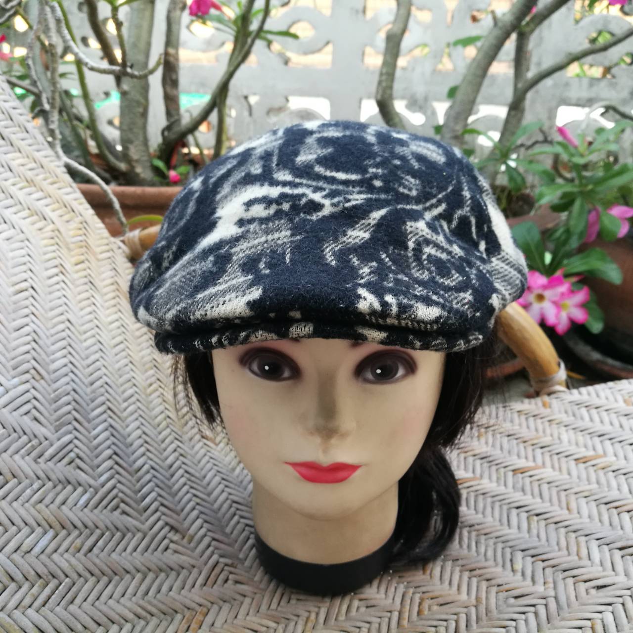 หมวกติงลี่ หมวกแฟลตแค็ป grace hat สวยมากๆ ใบนี้