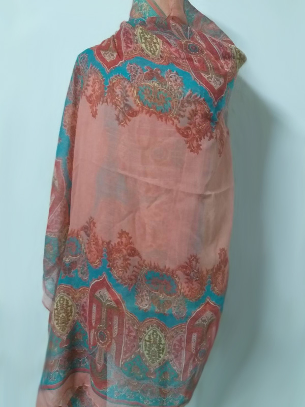 ผ้าคลุมไหล่ผืนใหญ่ je crois soi สวยมาก (ของใหม่)